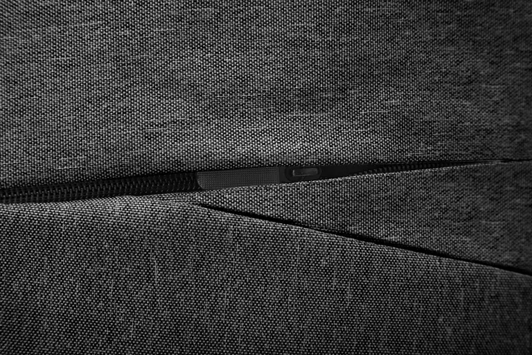 Gris Oscuro